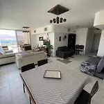 Top City Penthouse Best Sea View